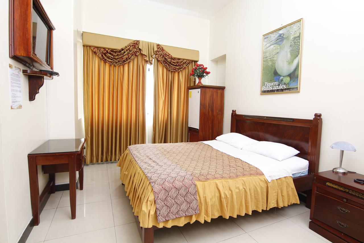 Hotel Versailles Internacional Guayaquil Bagian luar foto
