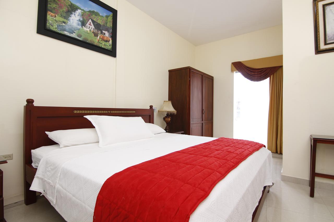 Hotel Versailles Internacional Guayaquil Bagian luar foto