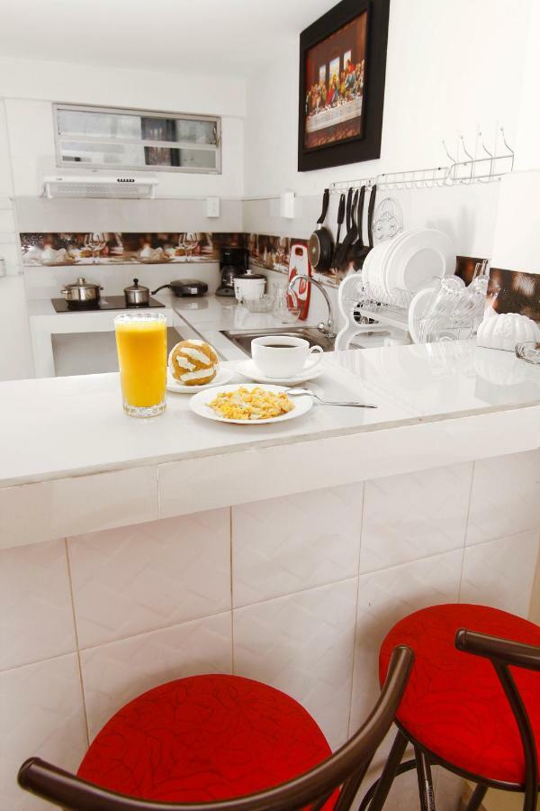 Hotel Versailles Internacional Guayaquil Bagian luar foto