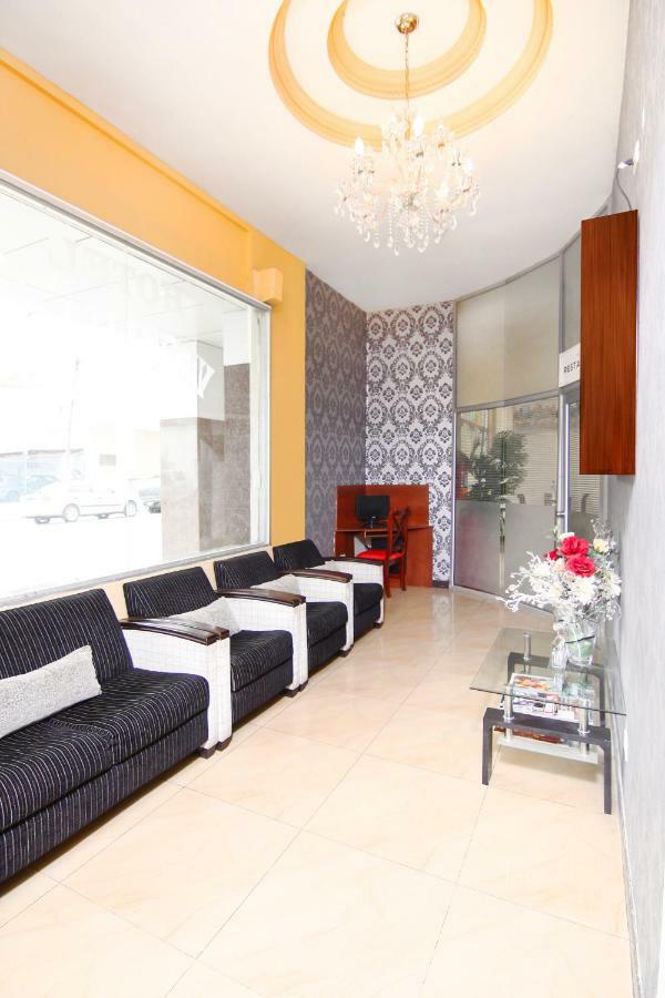 Hotel Versailles Internacional Guayaquil Bagian luar foto