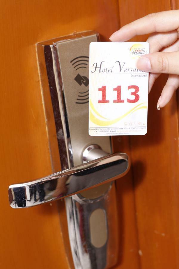 Hotel Versailles Internacional Guayaquil Bagian luar foto